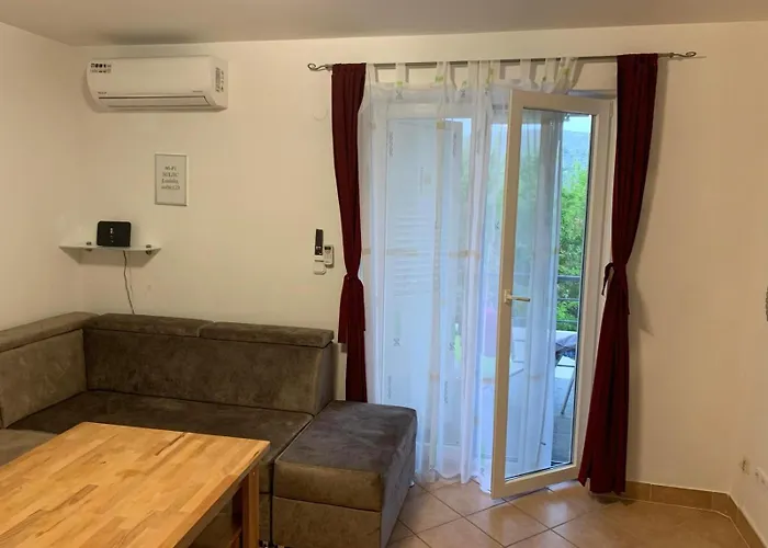 Suljic By Pag Tours Apartament