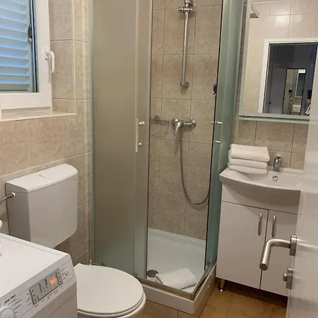 Appartamento Suljic By Pag Tours Pag Town